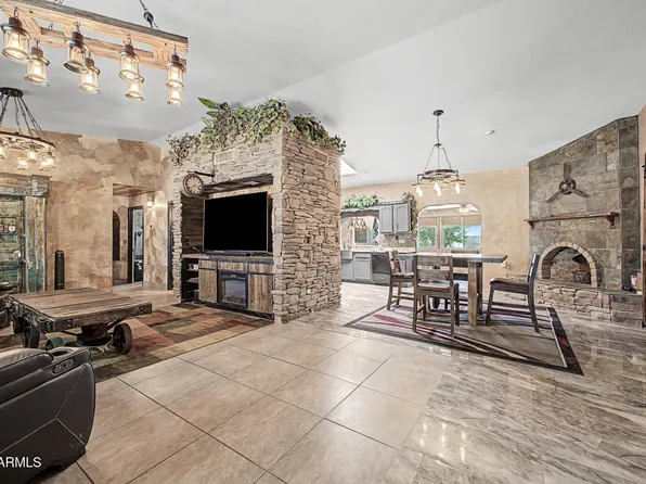 7703 E HERMOSA VISTA Drive, Mesa, AZ 85207