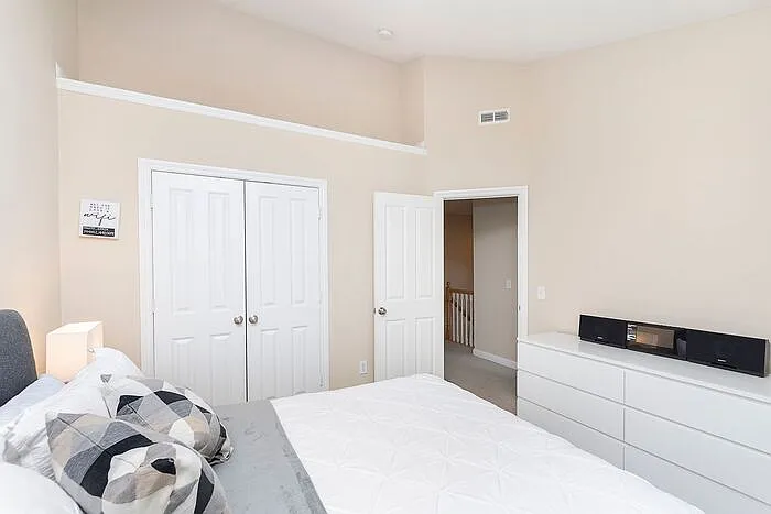12940 Grenville St — Photo 21