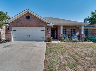 804 Dogwood Dr, Burleson, TX 76028