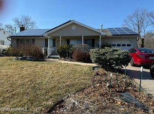 6 Maple Ave, Matawan, NJ 07747