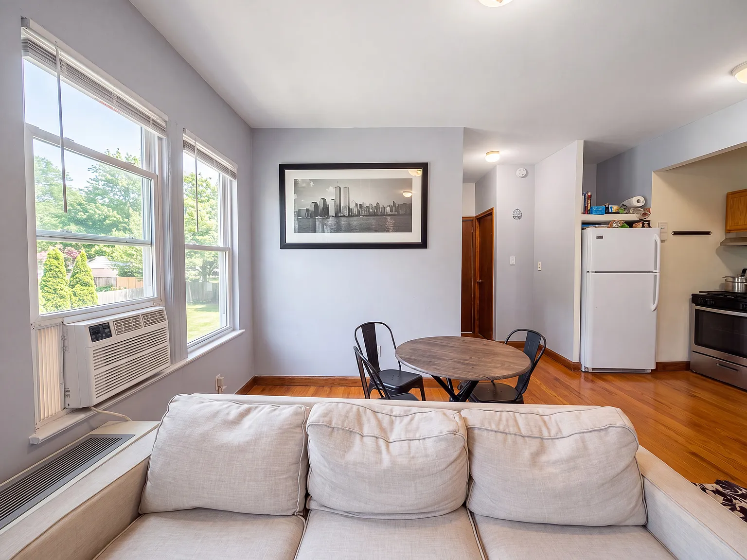 4 bed, $3,500 — Photo 3