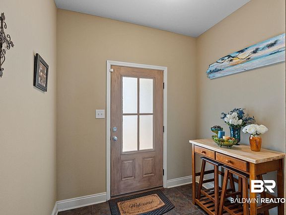 4th image of 1708 Thames Dr