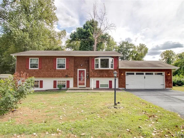 3101 Mission Rd, Alton, IL 62002