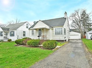 374 Meadowbrook Ave SE, Warren, OH 44483