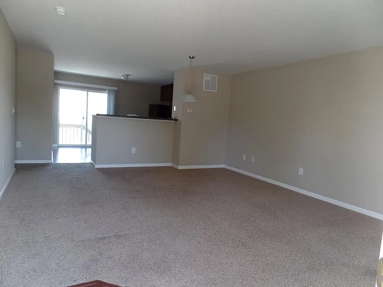94 Highbluffs Blvd — Photo 11