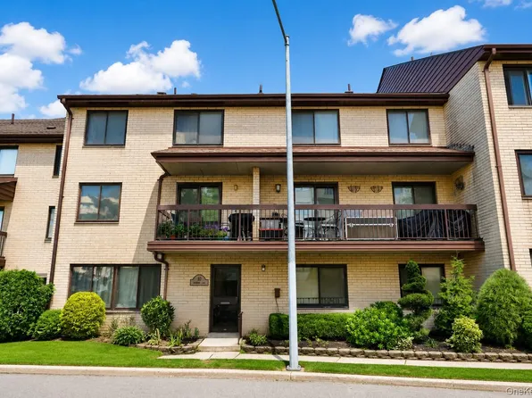 10 Windham Loop #1B, Staten Island, NY 10314
