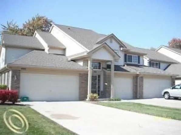 392 North Vis, Auburn Hills, MI 48326