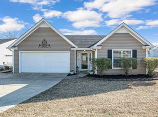 8631 Dover Dr, Leeds, AL 35094