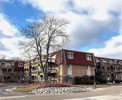1st image of 1870 Tall Oaks Dr #31