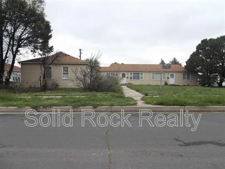1214 Janes Ln — Photo 12