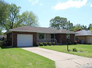 4226 N Knollridge Rd, Peoria, IL 61614