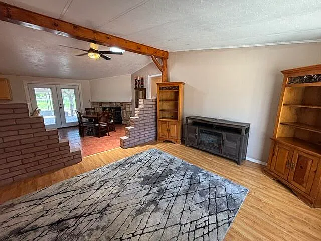 58 Valencia Rd — Photo 7