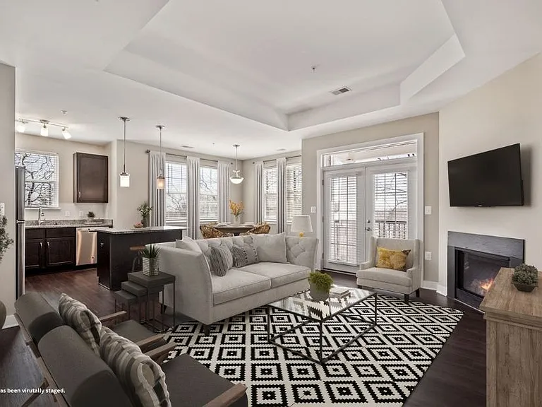 Avanti Luxury Apartments — Photo 5