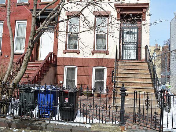 4th image of 235 Vernon Ave