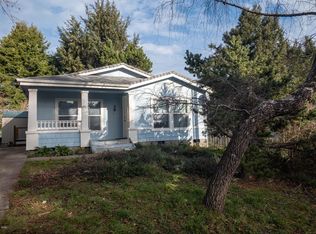 1037 SW 11th St, Lincoln City, OR 97367