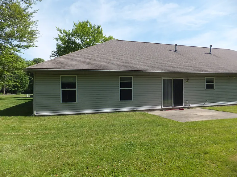 494 Pheasant Run — Photo 23