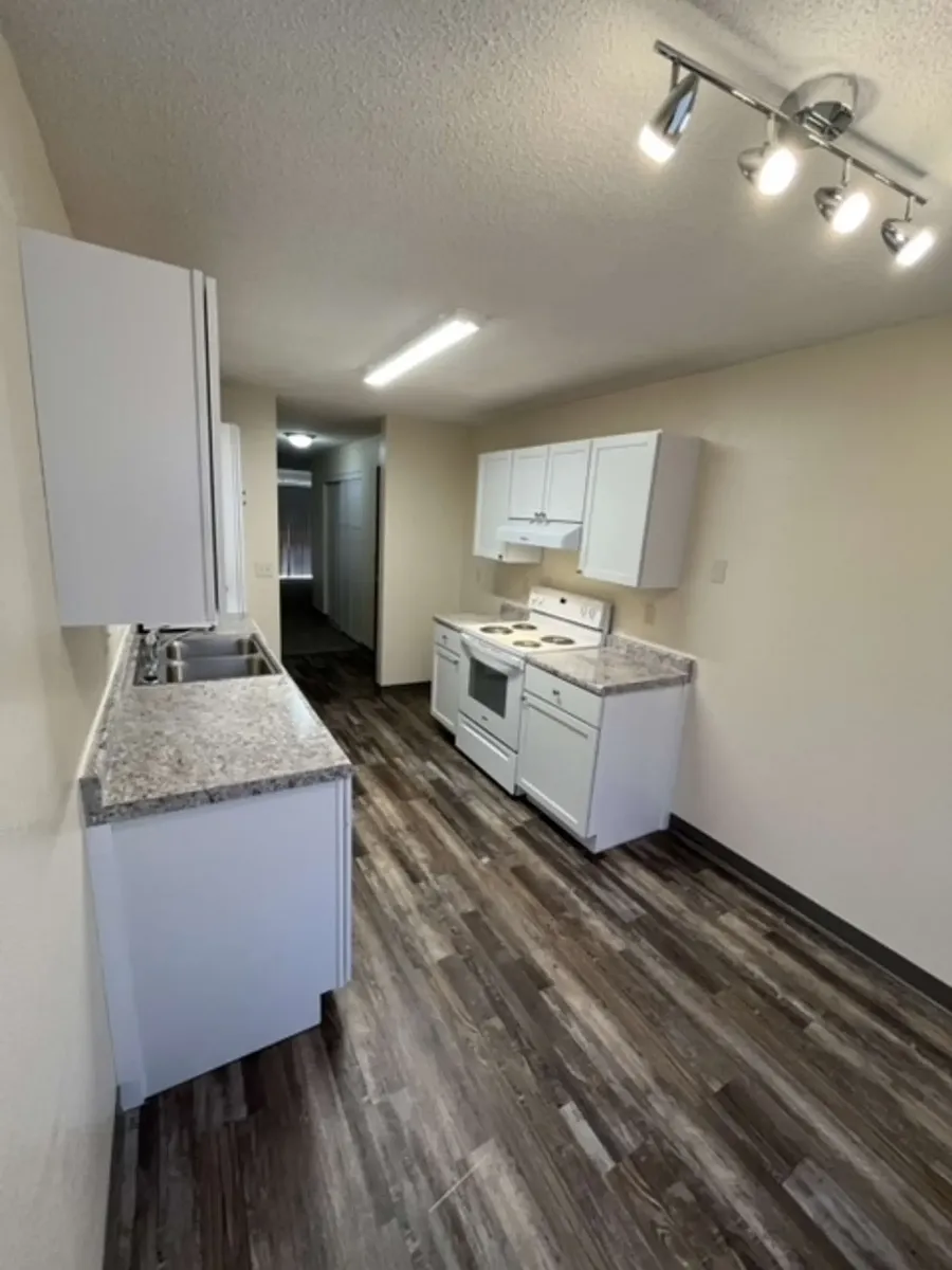 Building Photo - Wild River Townhomes