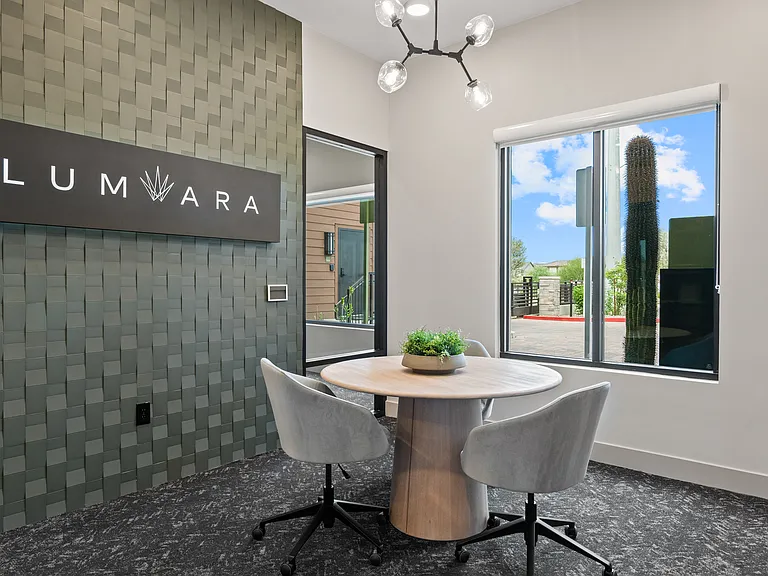 Lumara — Photo 35