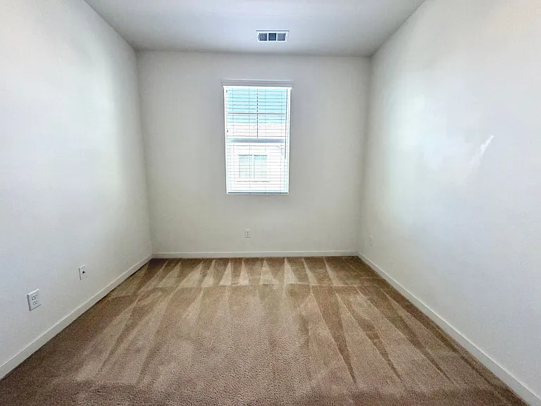 201 Red Brick Dr #2 — Photo 25