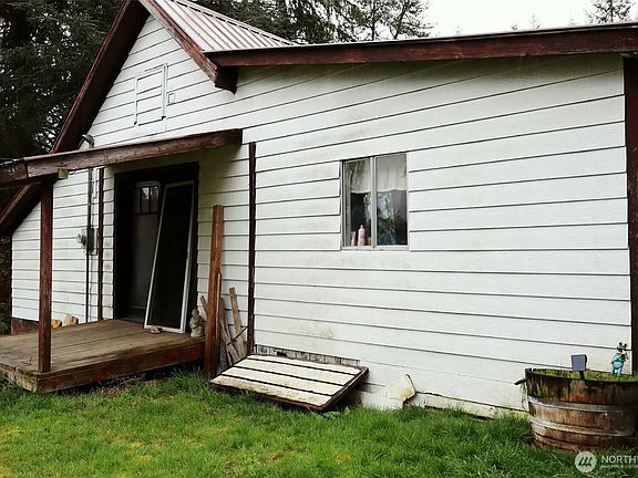 3rd image of 306 Minkler Rd