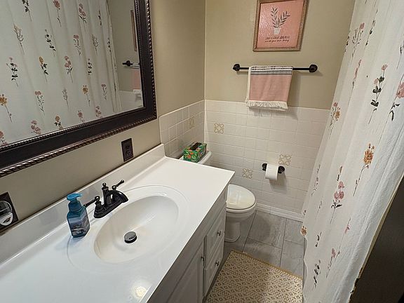 3rd image of 1208 Center St W #1