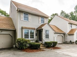 23 Larson Dr, Hampstead, NH 03841