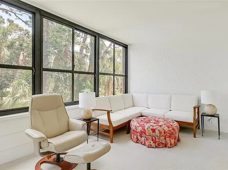 303 Springdale Dr #303 — Photo 11