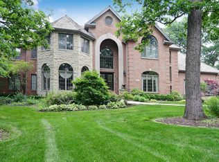 129 Kraml Dr, Burr Ridge, IL 60527