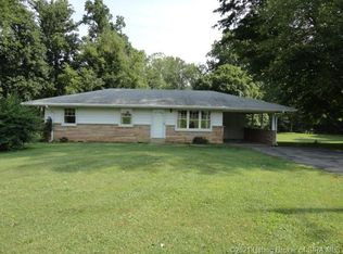 1531 E Water St, Borden, IN 47106