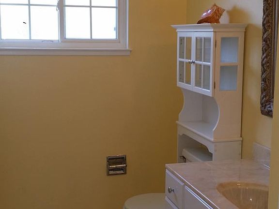 5th image of 1757 Oakwood Ave