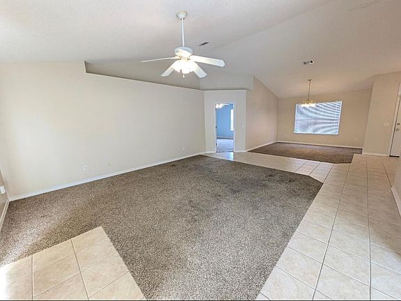 3rd image of 7205 Antoinette Cir