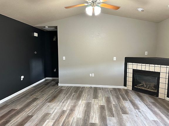 3rd image of 1928 S 13th St