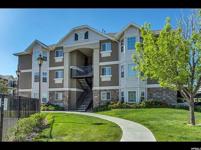 1st image of 6851 S Romney Park Dr