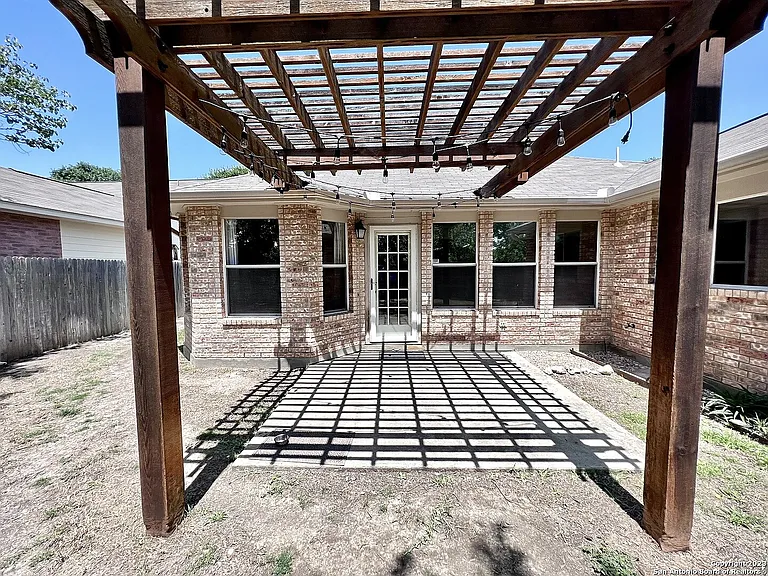 6218 Parkland Oaks Dr — Photo 19