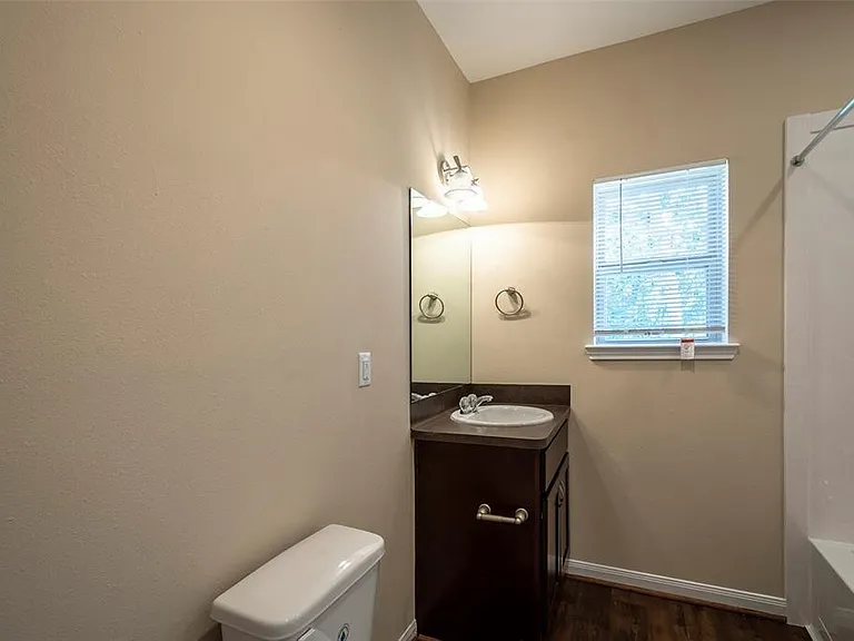 8142 Cabot St — Photo 8