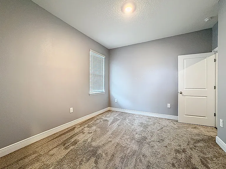 17535 Cantarina Cv — Photo 44