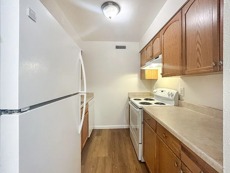 3613 S Sheridan Blvd #7 — Photo 10