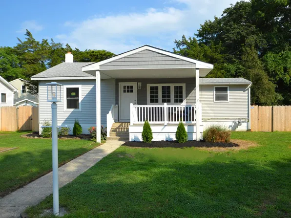 114 S 7th St, Del Haven, NJ 08251