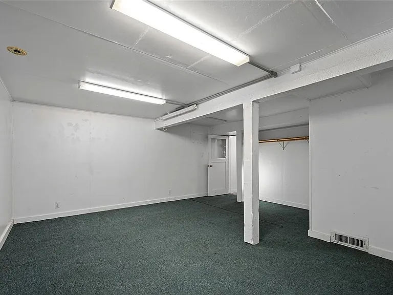 1502 E Maplewood Ave — Photo 19