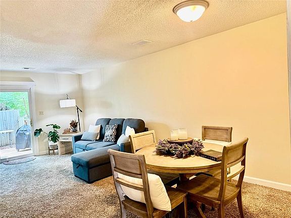5th image of 5900 King Charles Ct