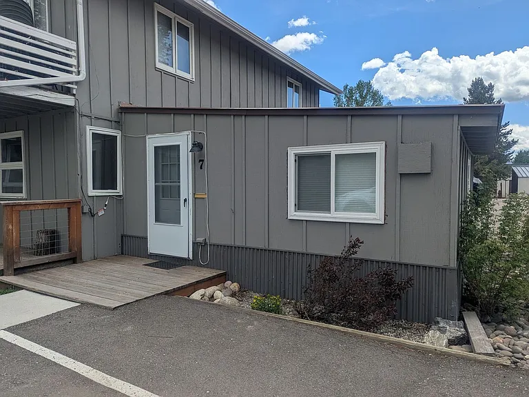 960 Confluence Ct — Photo 5
