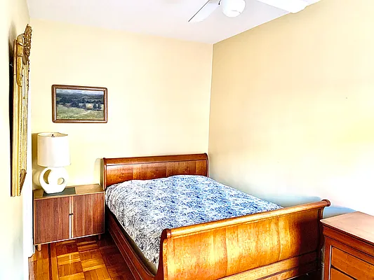 Rented by Compass | media 25