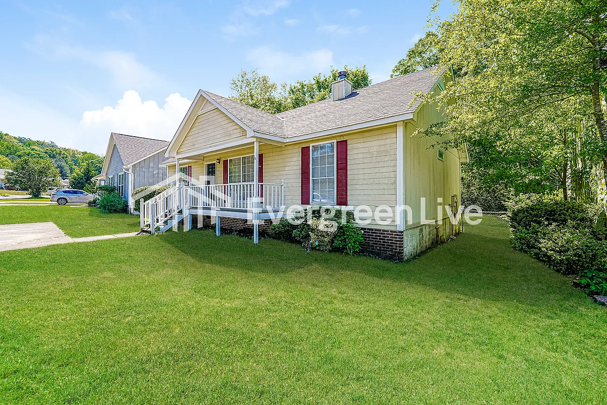 Building Photo - 6752 Brittany Pl