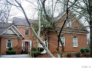 9119 Brocklehurst Ln, Charlotte, NC 28215