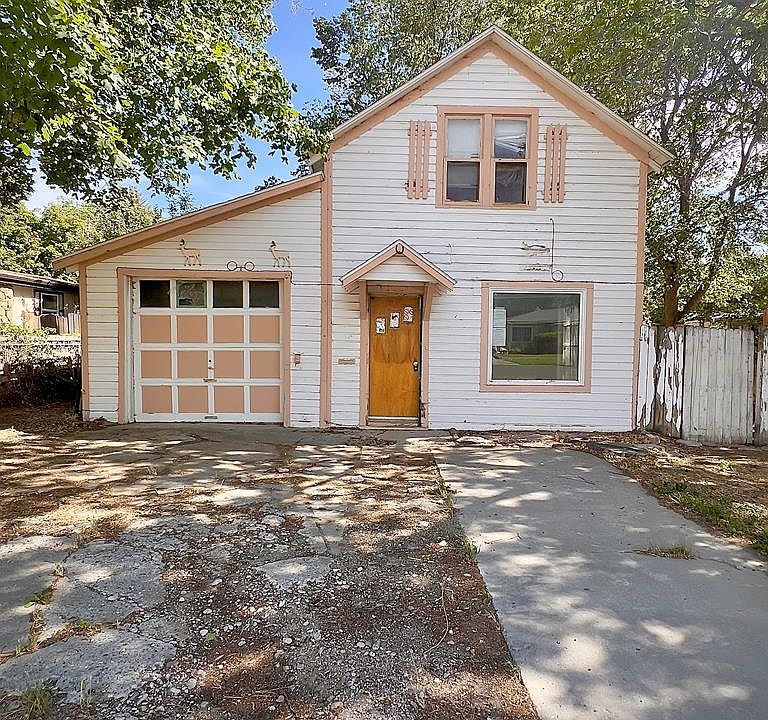 1st image of 405 E Avenue B