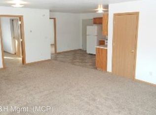 1723 2nd St SW APT 3, Faribault, MN 55021