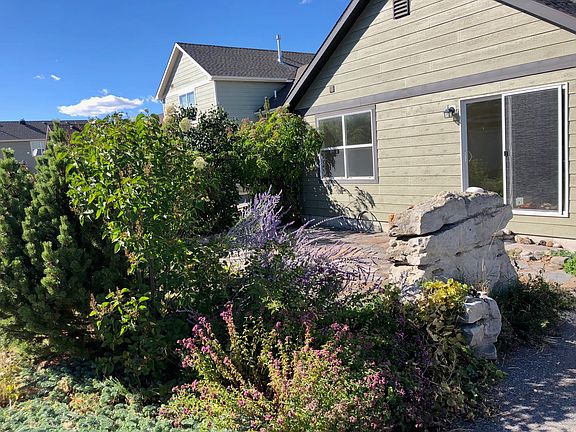 4th image of 250 Woodman Dr