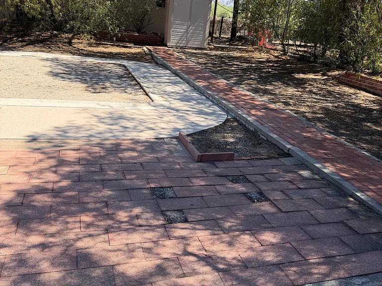 1505 E Edison St — Photo 23