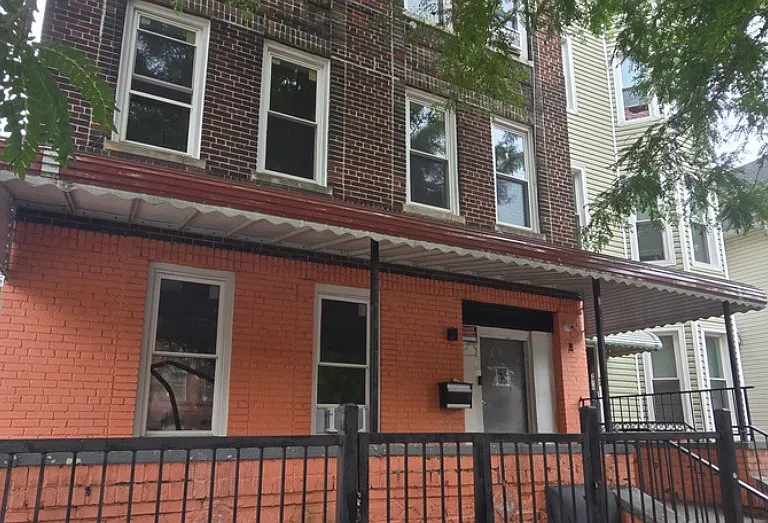 288 Arlington Ave #2R — Photo 1