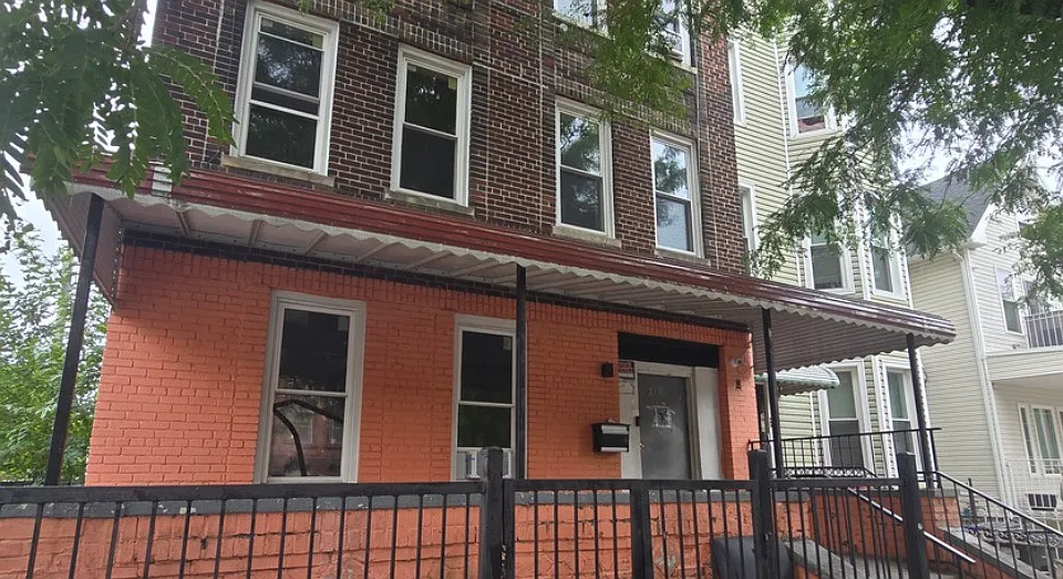 288 Arlington Ave #2R